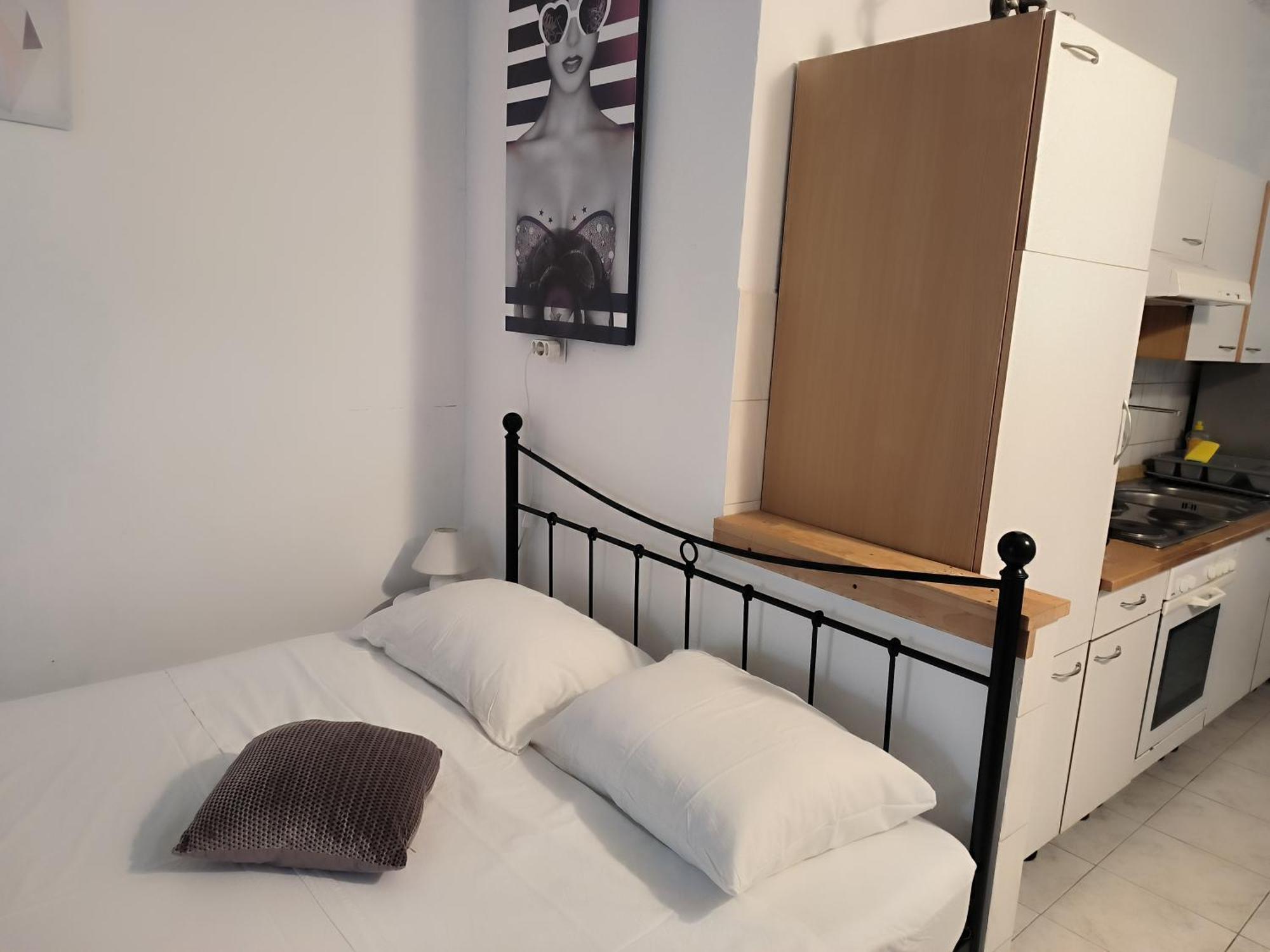 Apartments Orlic Povljana Bagian luar foto
